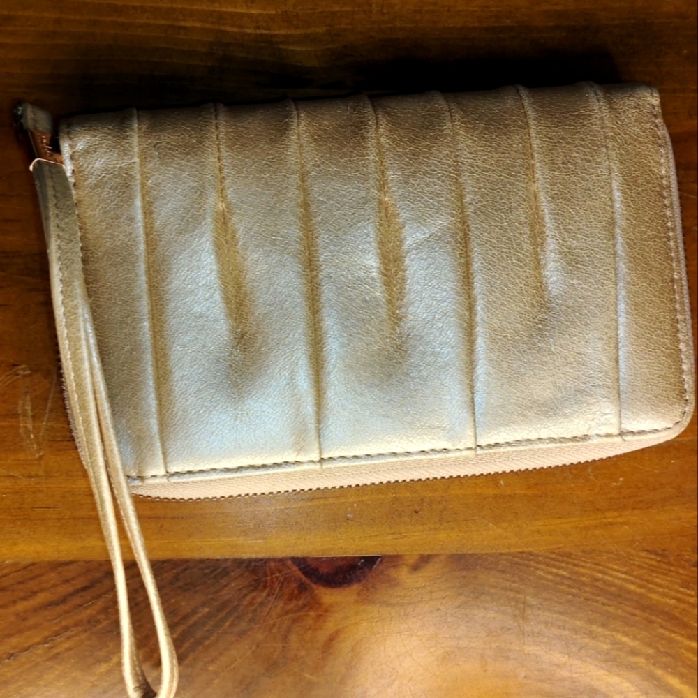  HOBO International Amoret Zip Around Wallet Gold